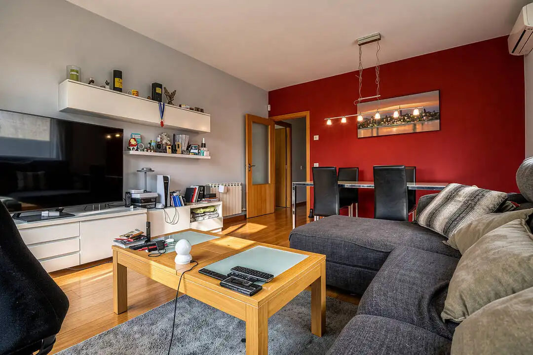 Sala d'estar de Pis en venda en Canovelles amb Aire condicionat, Calefacció i Jardí privat