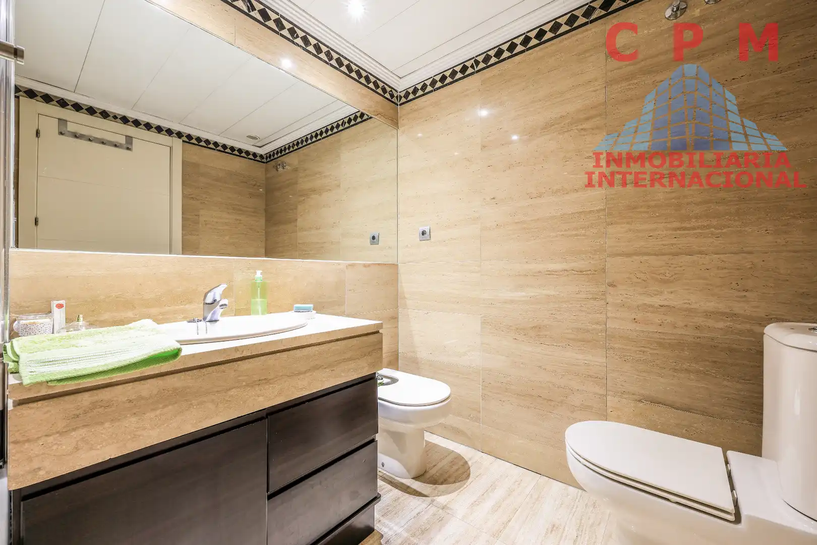 Badezimmer von Wohnung zur Miete in Madrid mit Klimaanlage, Heizung und Parkett