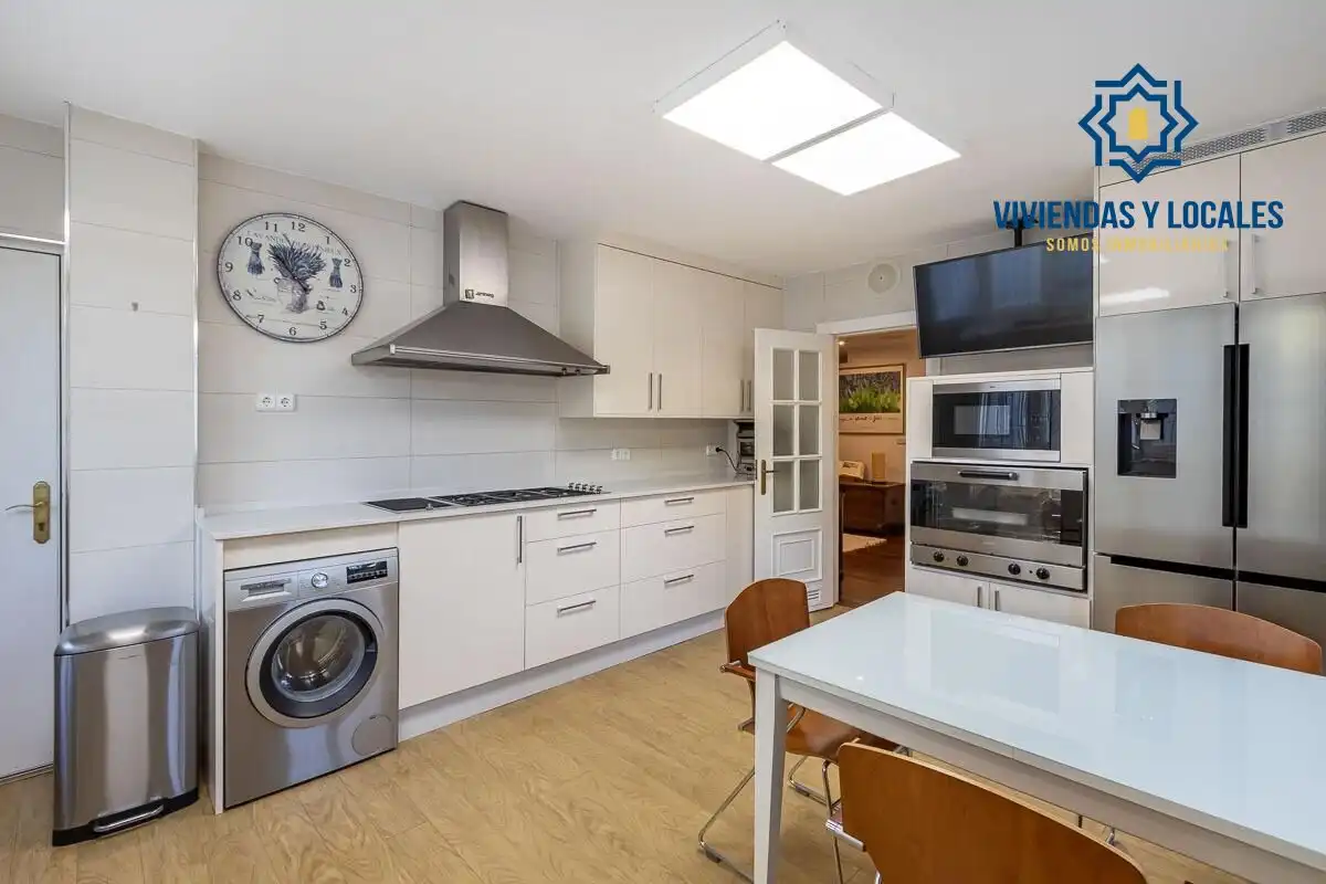 Maison avec terrasse à vendre à Genil, imagen 17