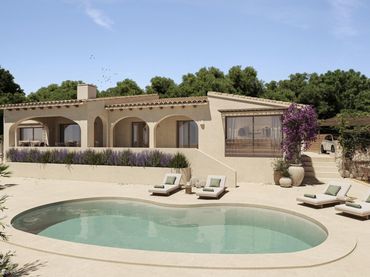 Chalet con piscina en venta en La Fustera