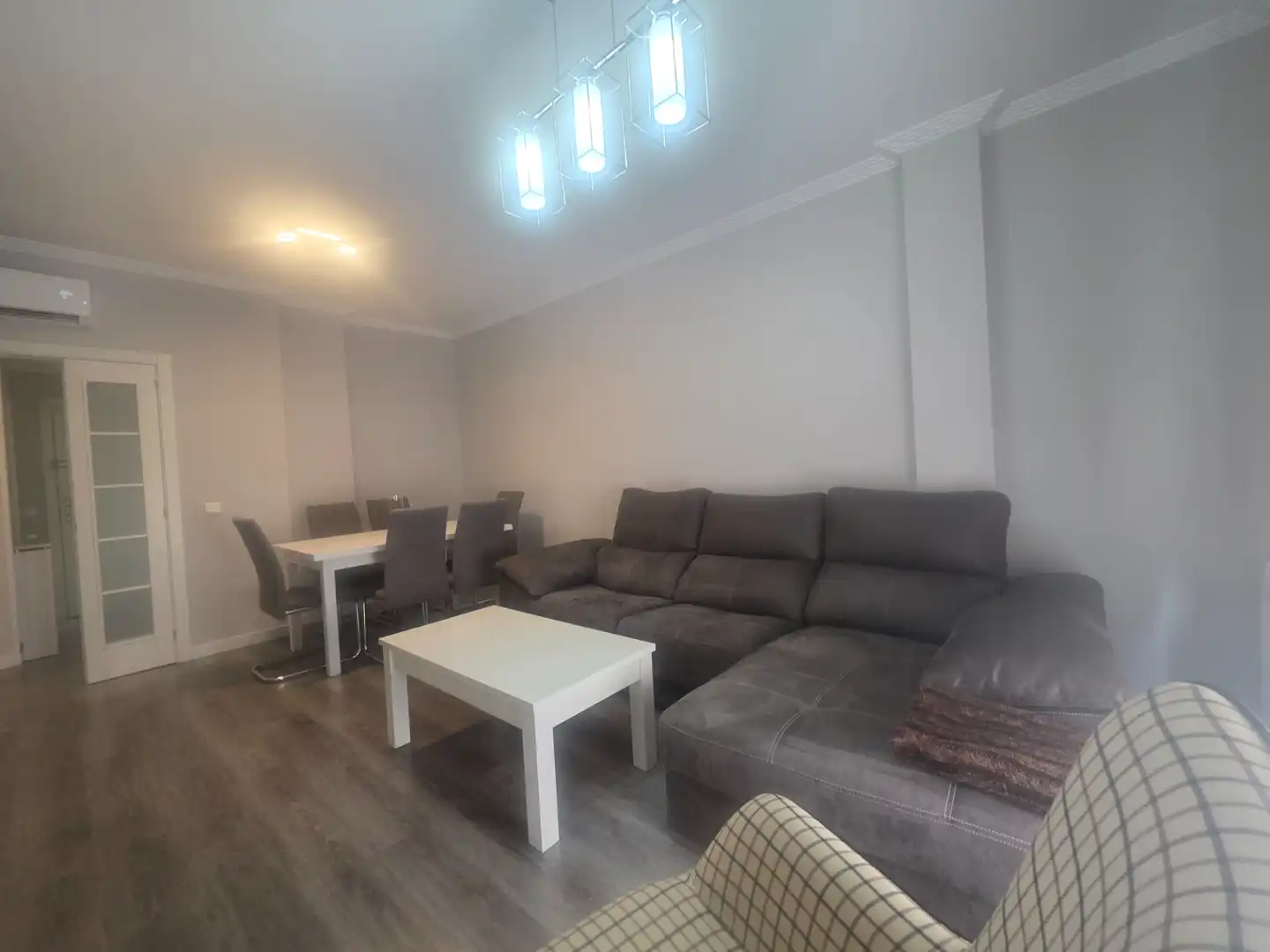 Sala de estar de Piso de alquiler en Ciudad Real con Aire acondicionado, Calefacción y Parquet