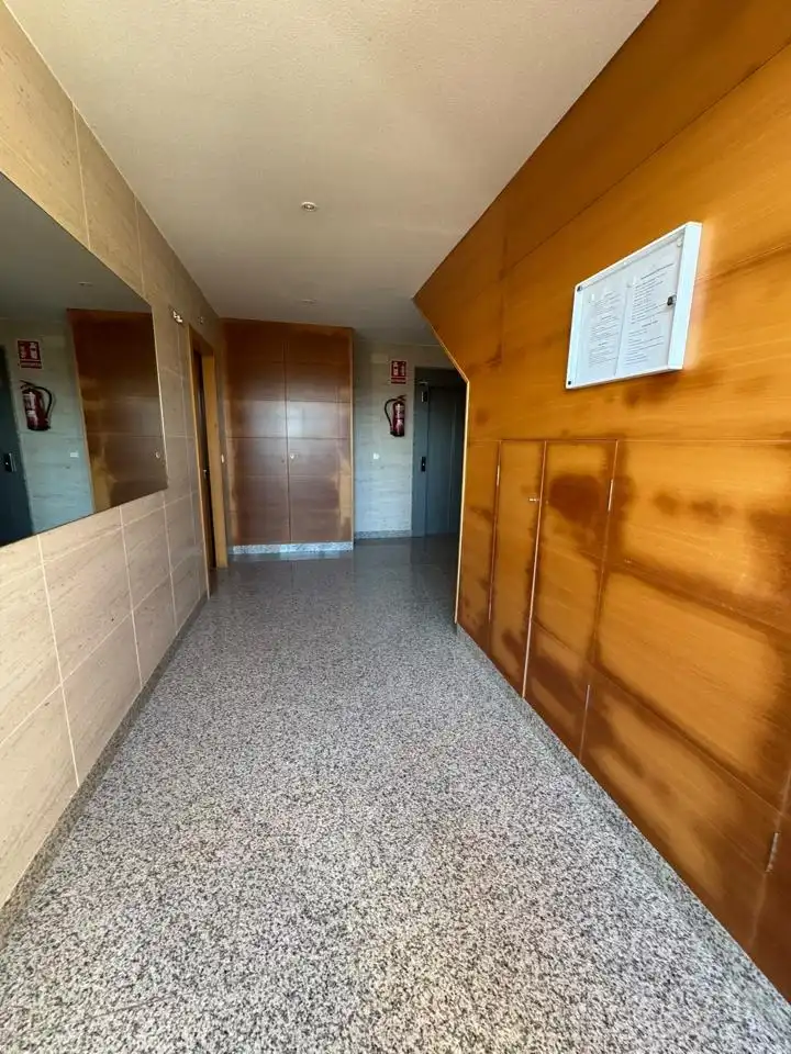 Wohnung zum Verkauf in Murcia mit Klimaanlage, Terrasse und Möbliert