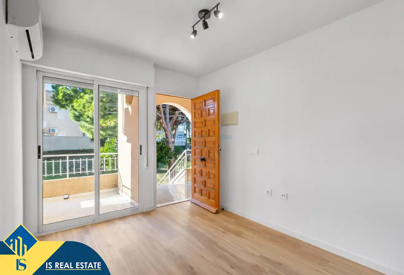 Apartamento con piscina en venta en Nueva Torrevieja - Aguas Nuevas, imagen 6