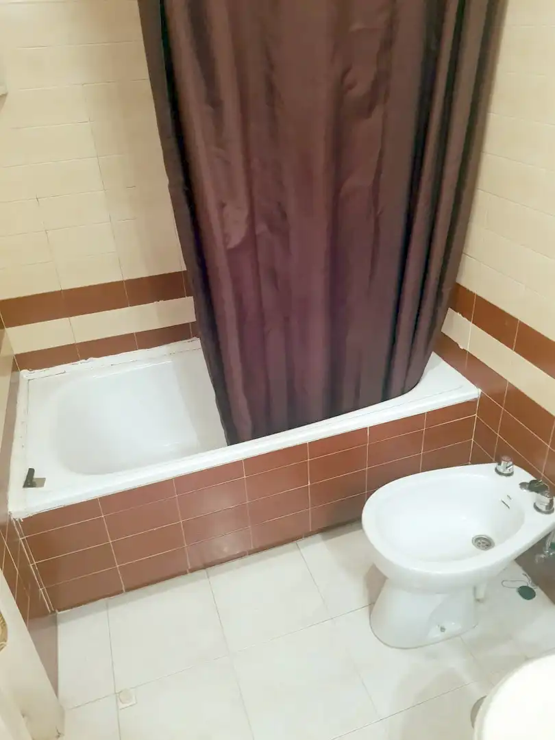 Bathroom of Flat for rent in Cáceres  with Heating, Terrace and Furnished