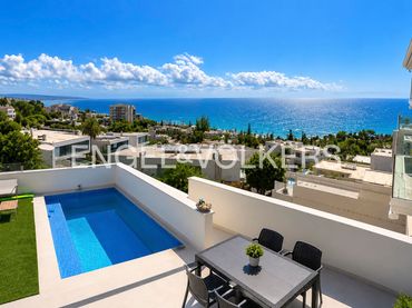 Maison mitoyenne avec balcon à vendre à Ametllers - Poble-Sec