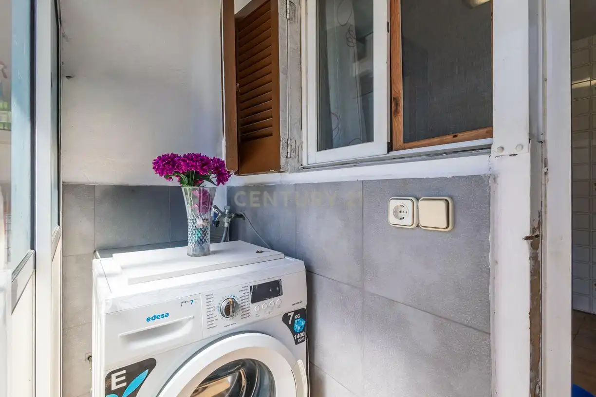 Balcony of Apartments for sale in El Vendrell  with Air Conditioner and Oven