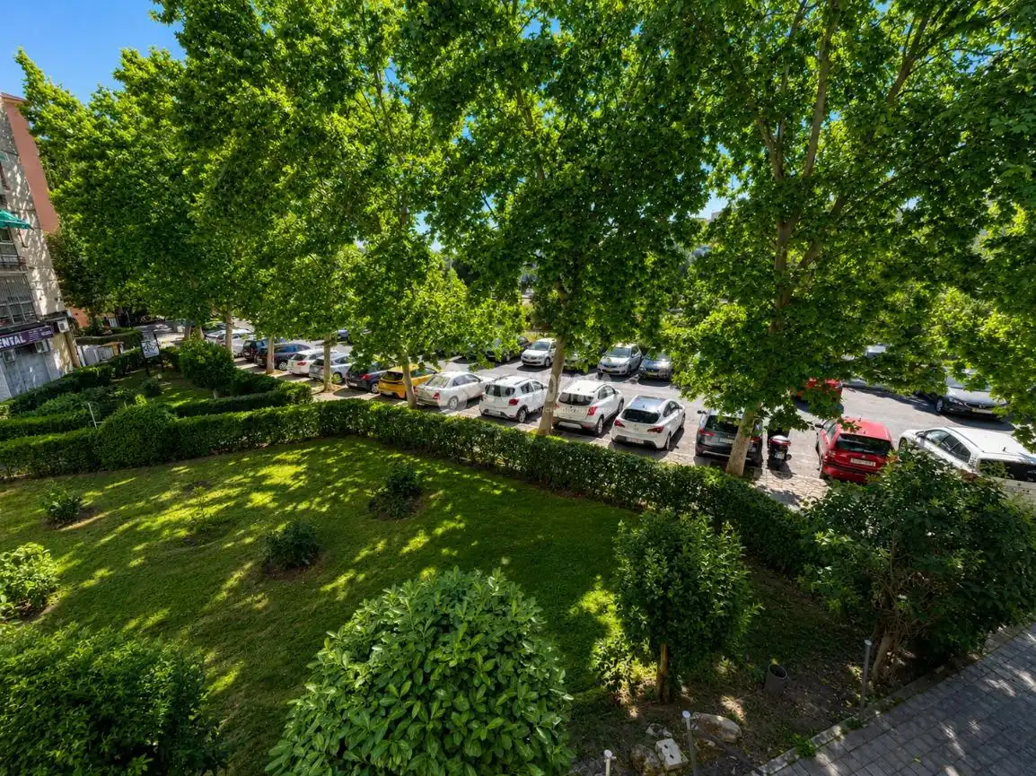 Parking de Piso en venta en Madrid con Aire acondicionado, Calefacción y Terraza