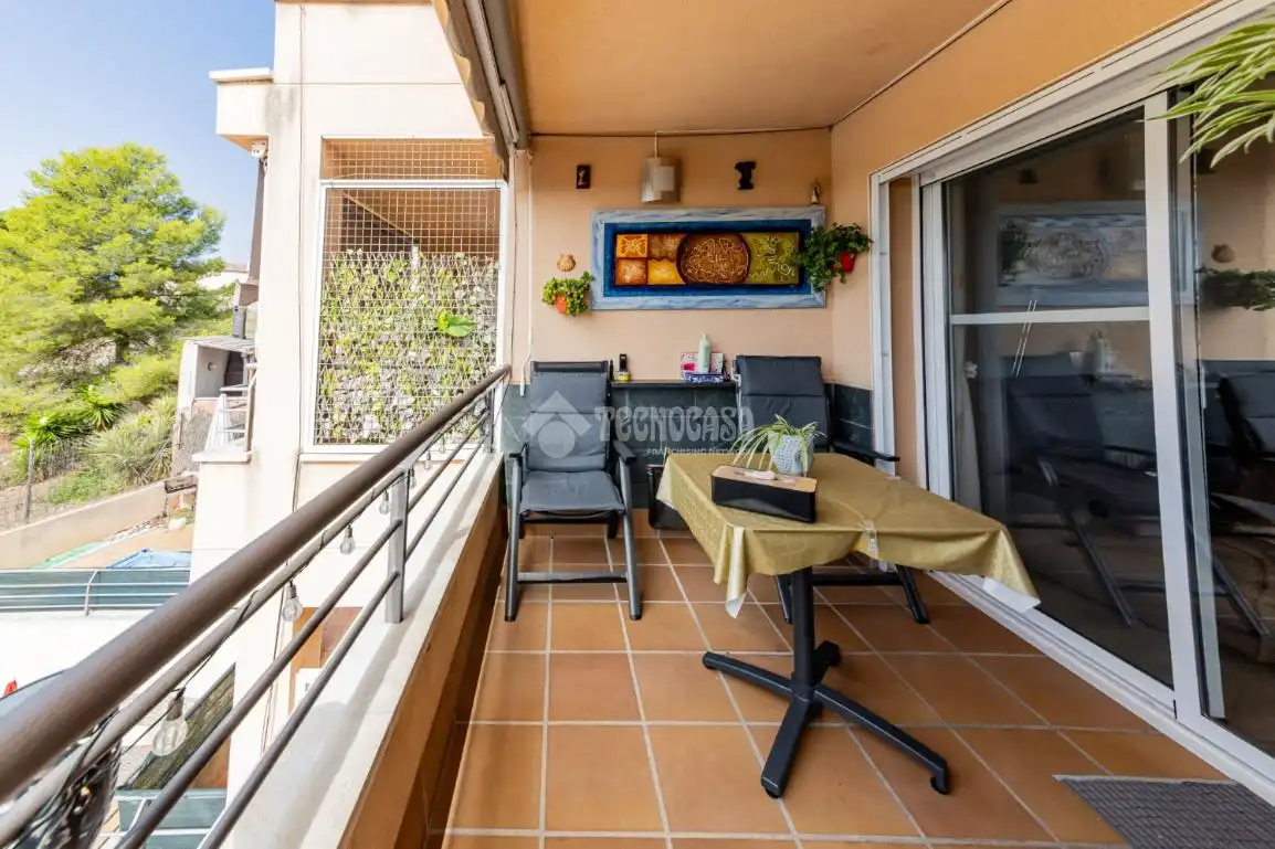 Terrasse von Wohnung zum Verkauf in Calafell mit Klimaanlage, Abstellraum und Balkon