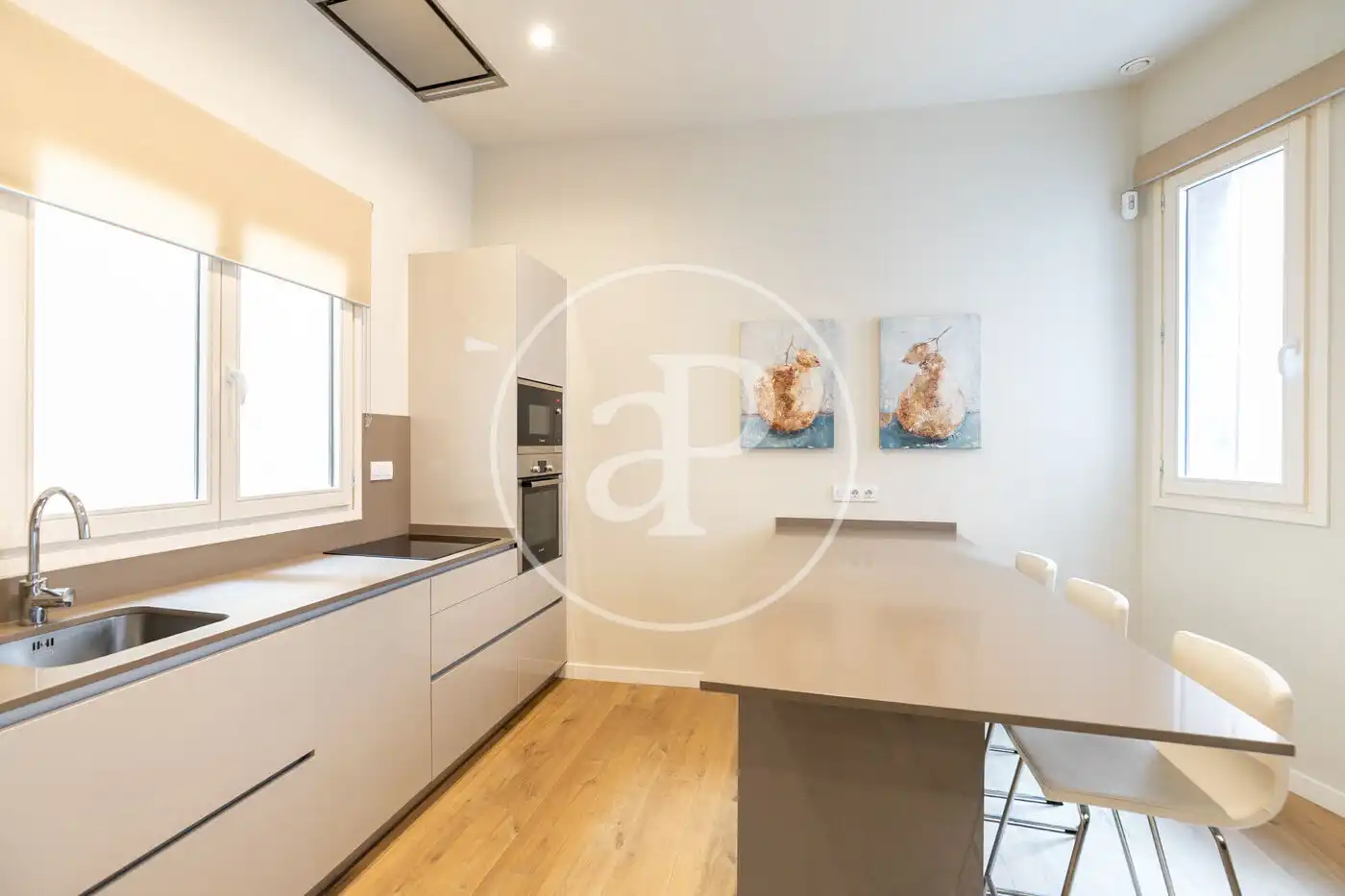 Küche von Wohnung zum Verkauf in Barcelona mit Klimaanlage, Heizung und Möbliert