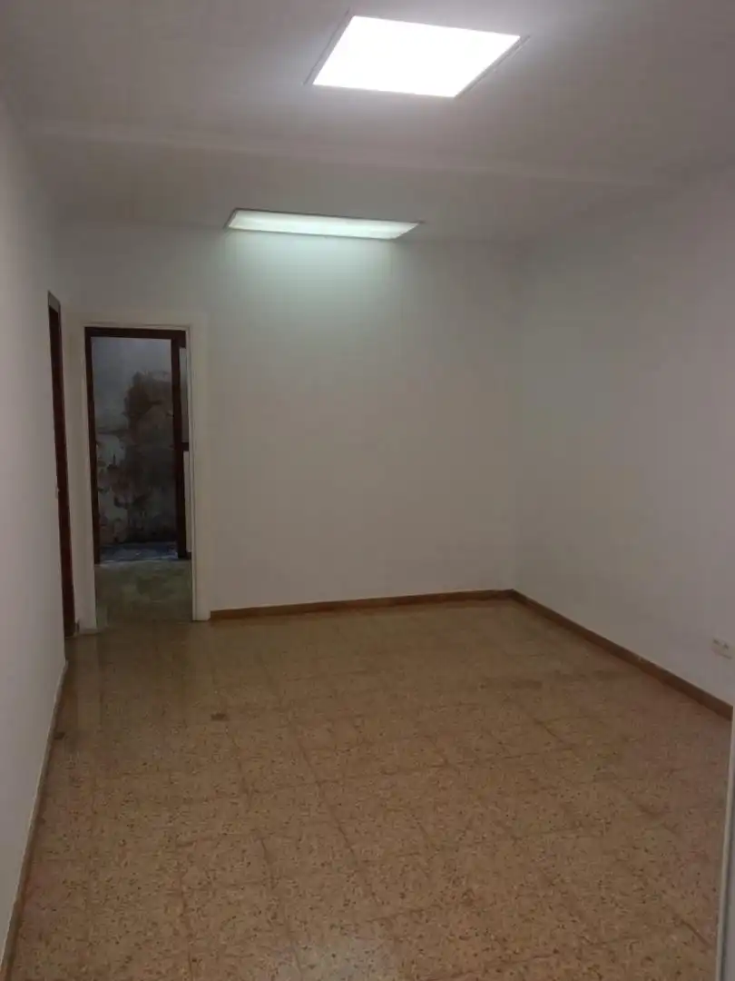 Business premises to rent in Ramon Turró, imagen 4