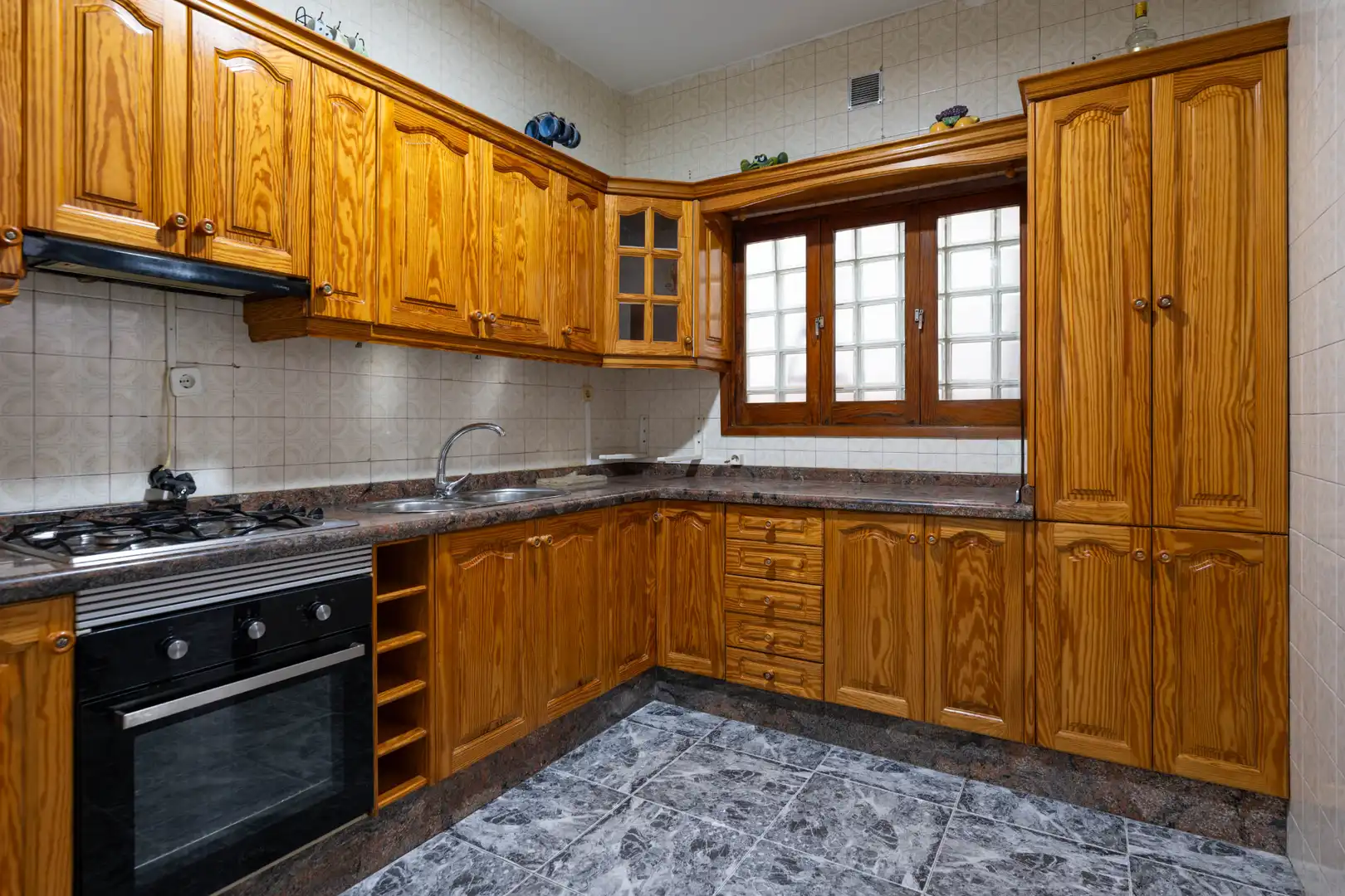 Reihenhaus zum Verkauf in Santidad, imagen 45