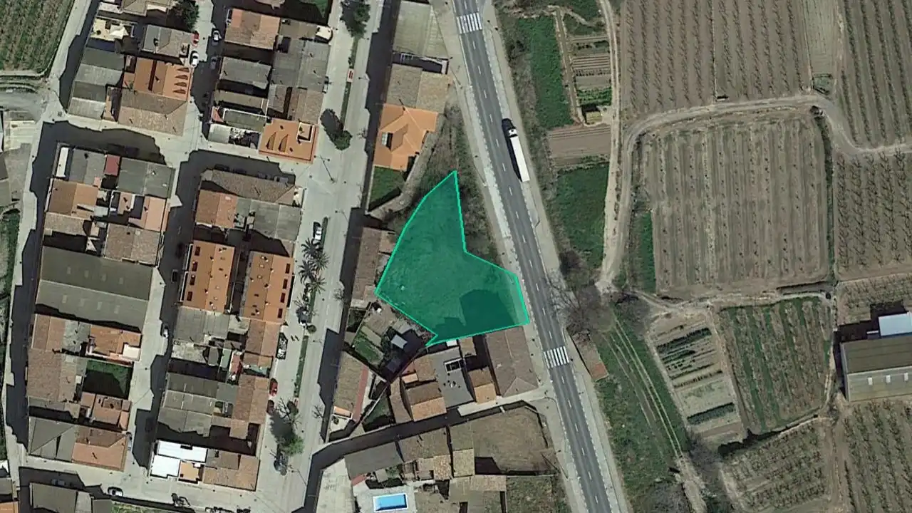 Terreni e lotti in vendita a C/ Vía