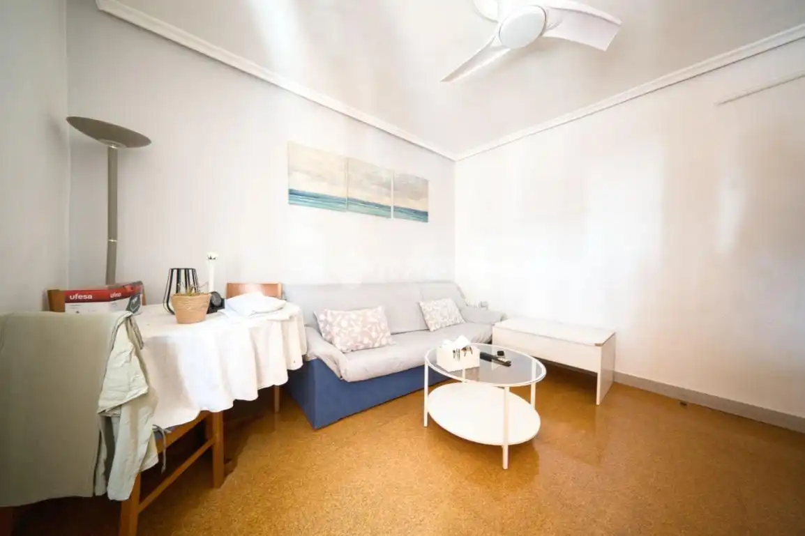 Sala de estar de Piso en venta en Valladolid con Calefacción