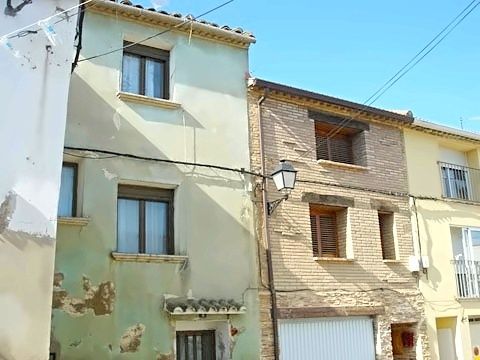 Exterior view of House or chalet for sale in Grañén