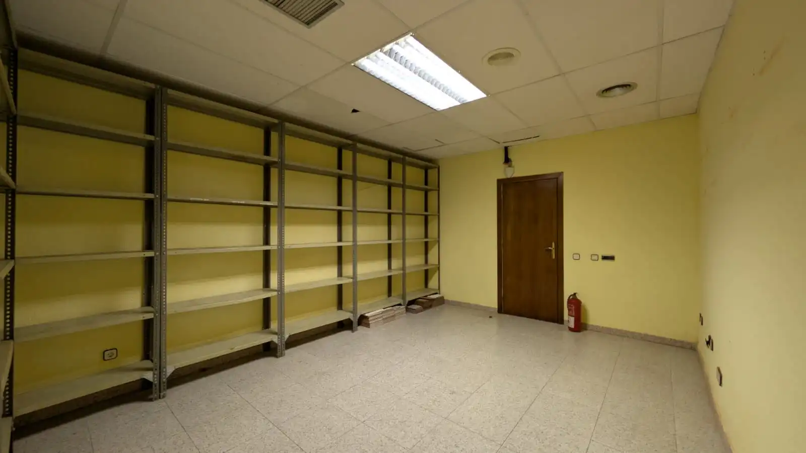 Dúplex en venta en Cornellà de Llobregat con Trastero