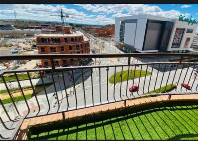 Apartamento en Alquiler en Parque Sur