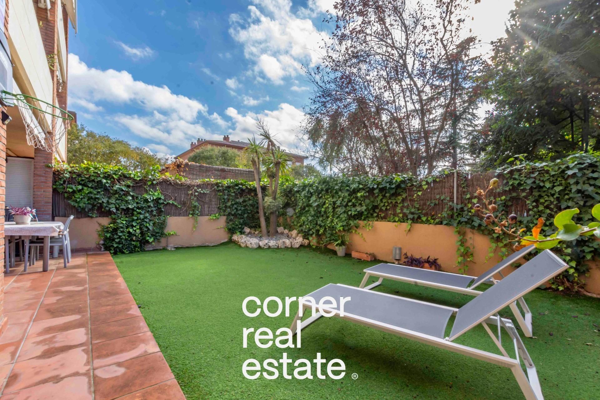 Garden of Planta baja for sale in Sant Cugat del Vallès  with Heating, Private garden and Parquet flooring