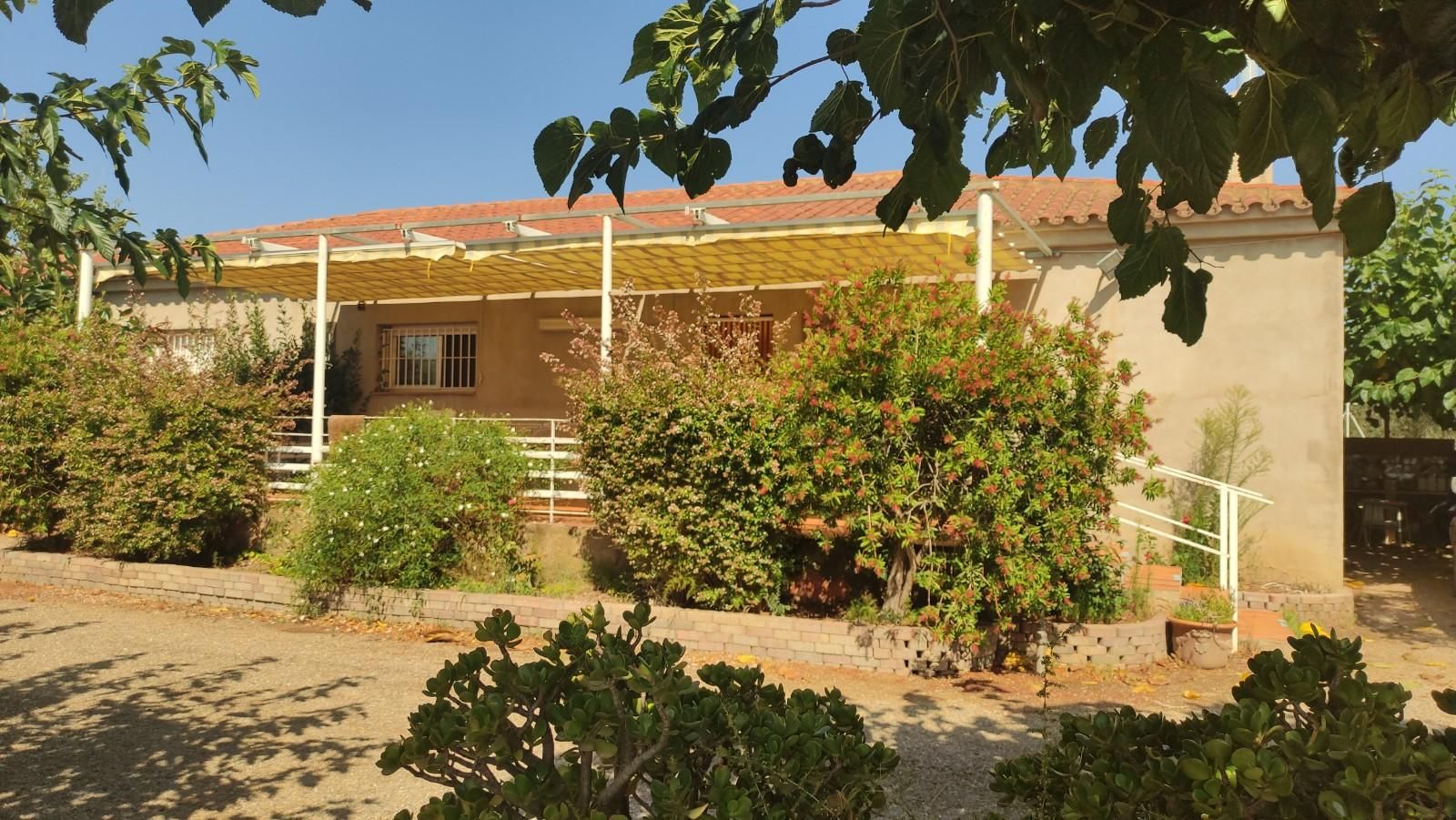 Country homes for sale in de les Hortes, Montbrió del Camp