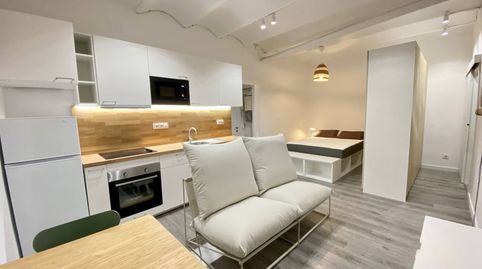 Foto 2 de Apartament en venda a Calle Pou, La Prosperitat, Barcelona Capital