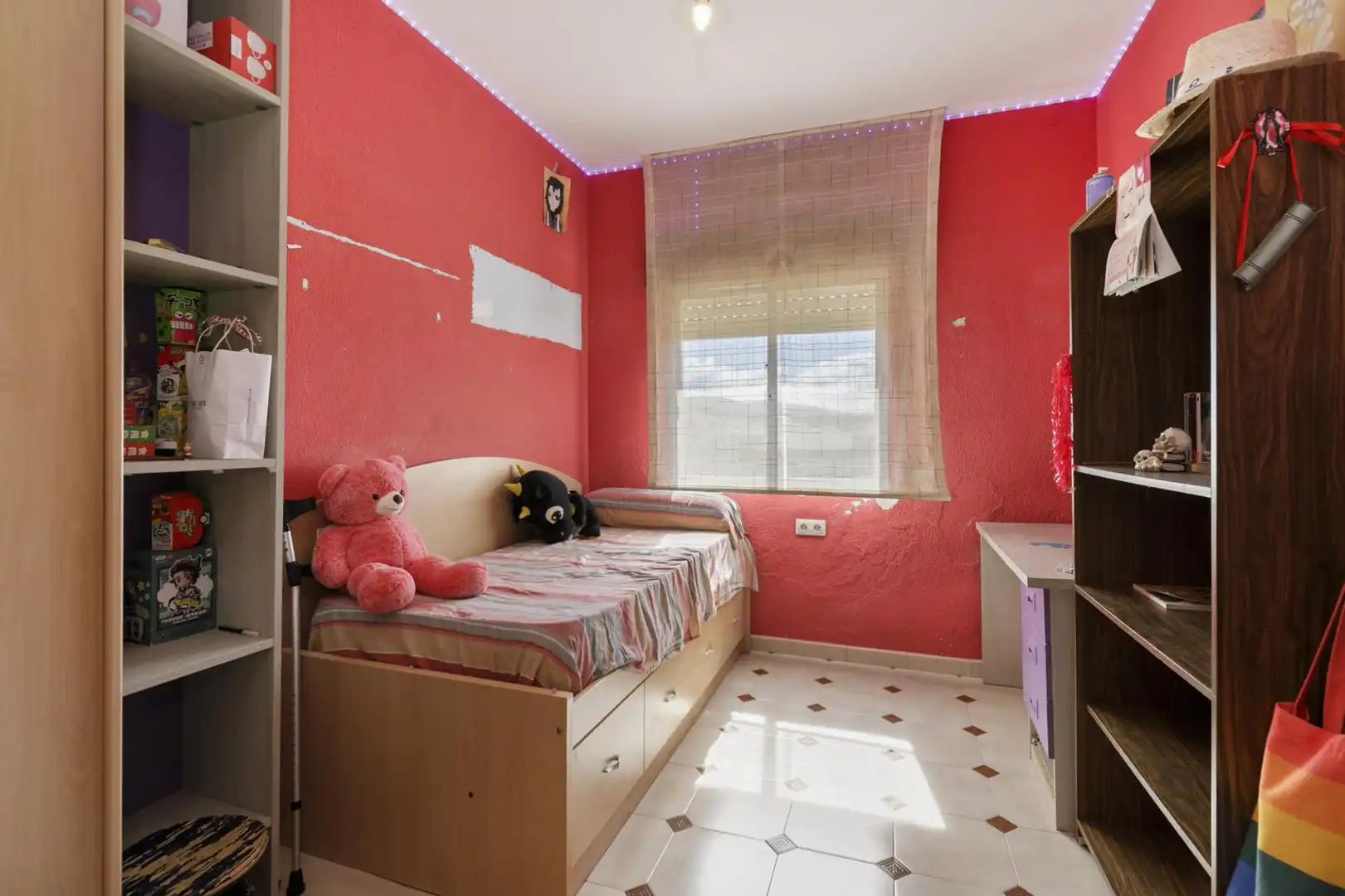Dormitori de Casa o xalet en venda en Alhendín