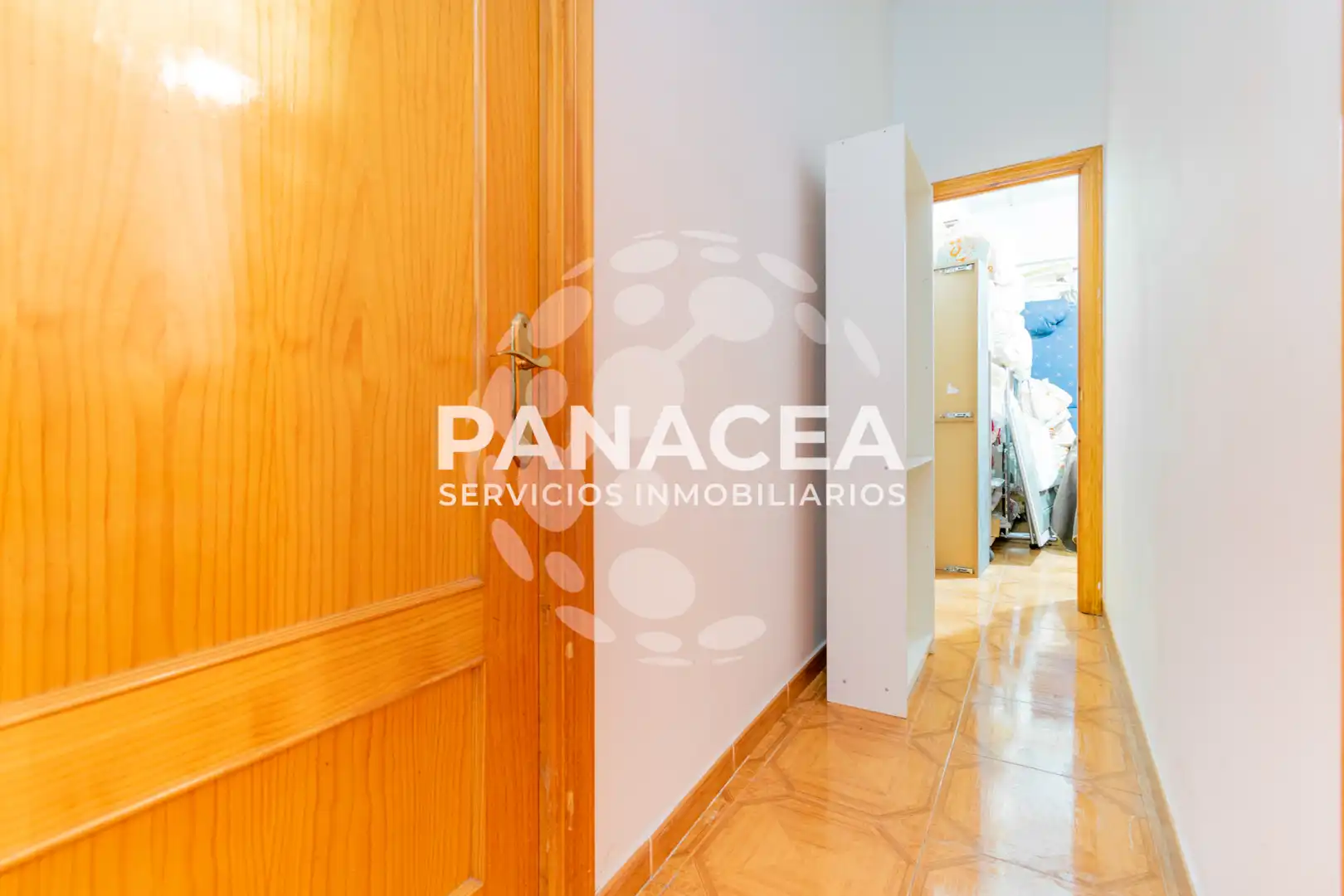 Local en venta en Vícar