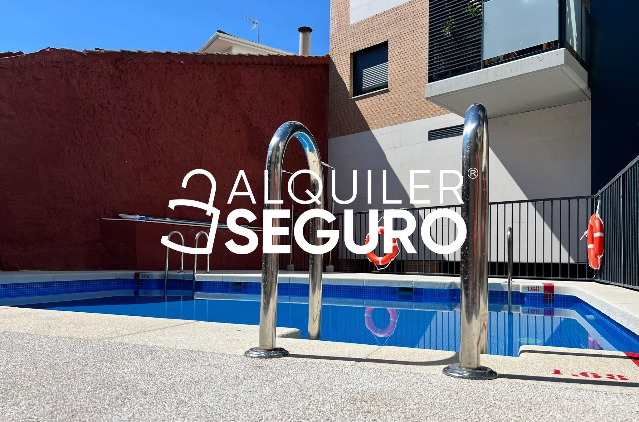 Swimming pool of Flat to rent in San Agustín del Guadalix  with Heating, Terrace and Storage room
