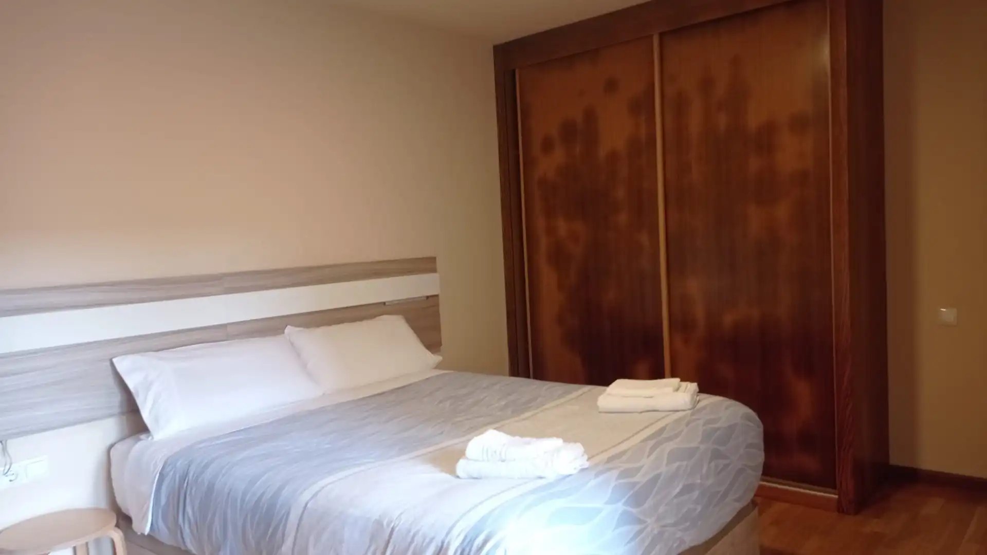 Bedroom of Flat for sale in Foz  with Heating, Storage room and Furnished