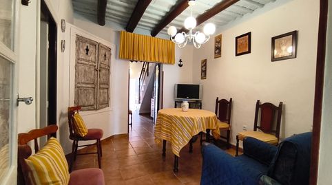 Foto 2 de Casa adosada en venta en Calle de Los Nenes, 18, Cazalla de la Sierra, Sevilla