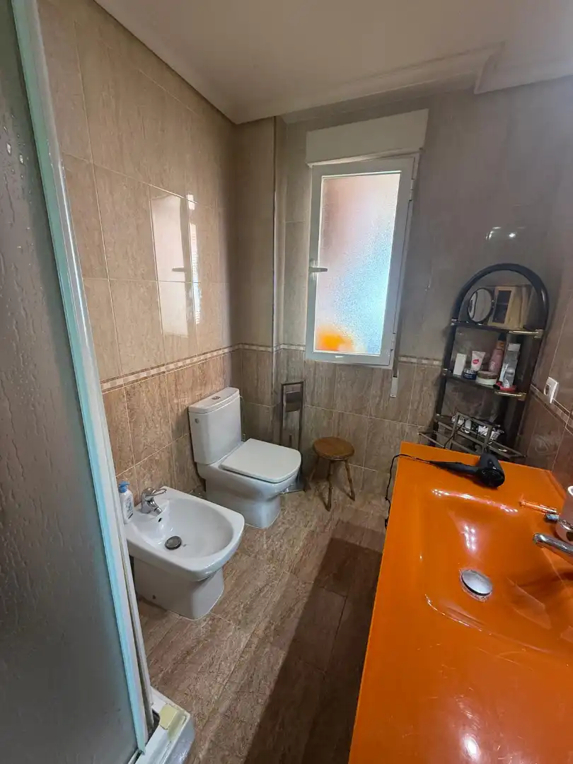 Baño de Piso en venta en Ciudad Real con Aire acondicionado, Calefacción y Trastero