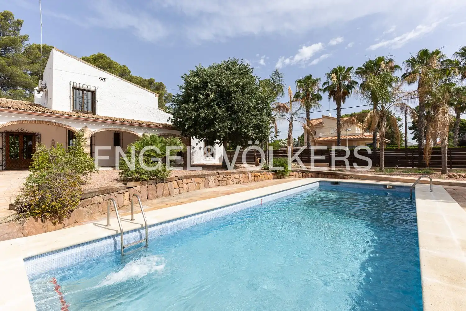 Piscina de Casa o chalet de alquiler en Paterna con Aire acondicionado, Calefacción y Jardín privado