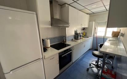 Kitchen of Flat for sale in  Zaragoza Capital  with Air Conditioner