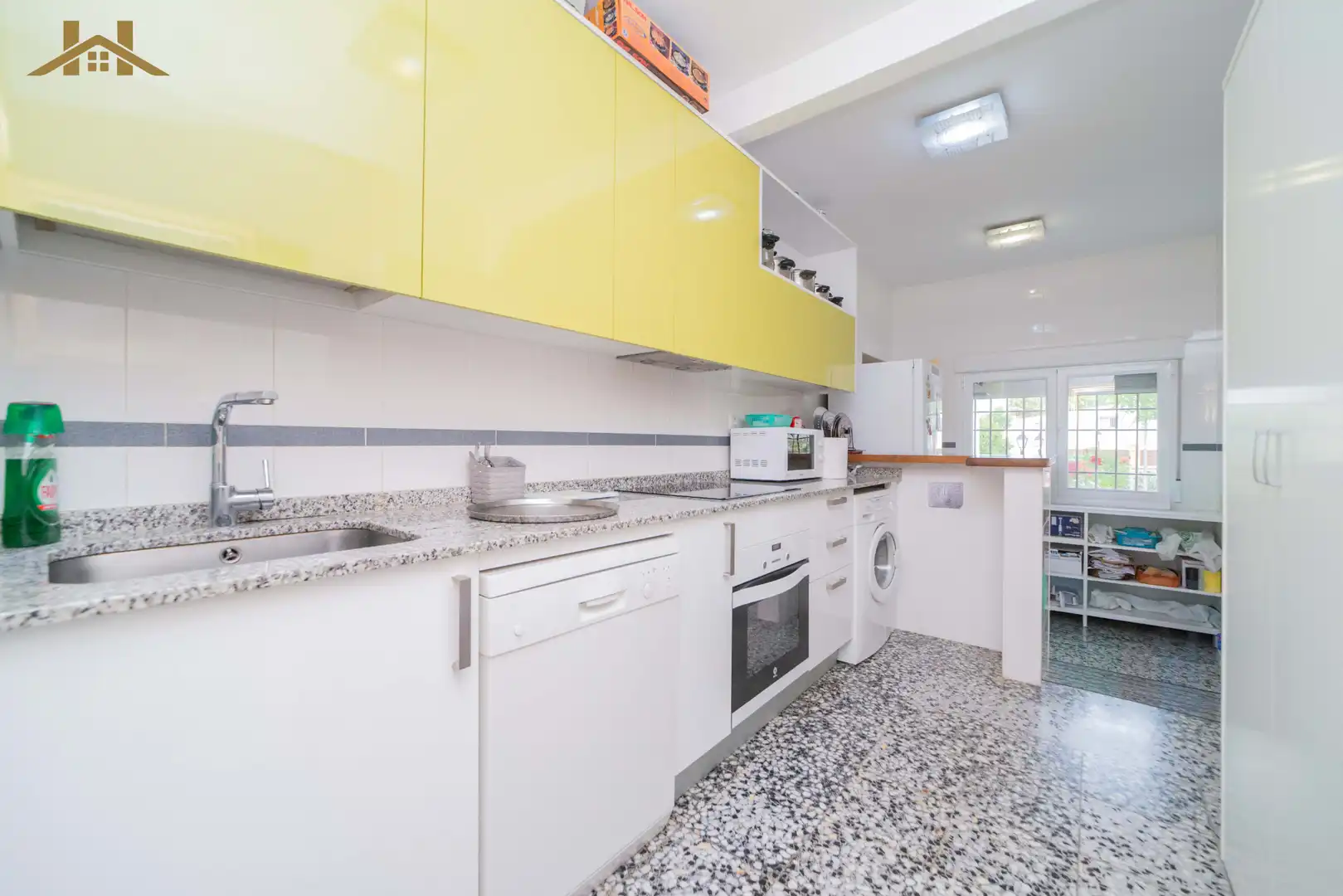 Cocina de Casa o chalet en venta en Aldea del Fresno con Aire acondicionado, Calefacción y Jardín privado