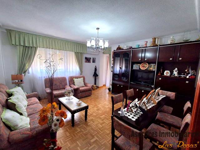Piso en Venta en De Niza en Rosas - Musas