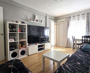 Living room of Flat for sale in Alcalá de Henares  with Air Conditioner and Terrace