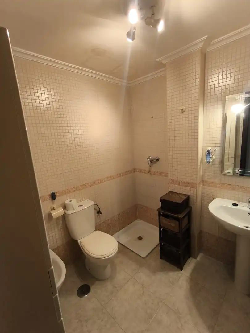 Bathroom of Flat for sale in Mengíbar  with Air Conditioner, Furnished and Balcony