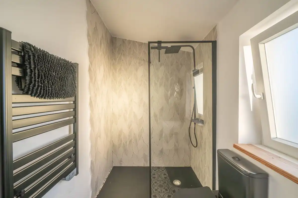 Bathroom of Houses for sale in Oliva  with Air Conditioner, Heating and Private garden