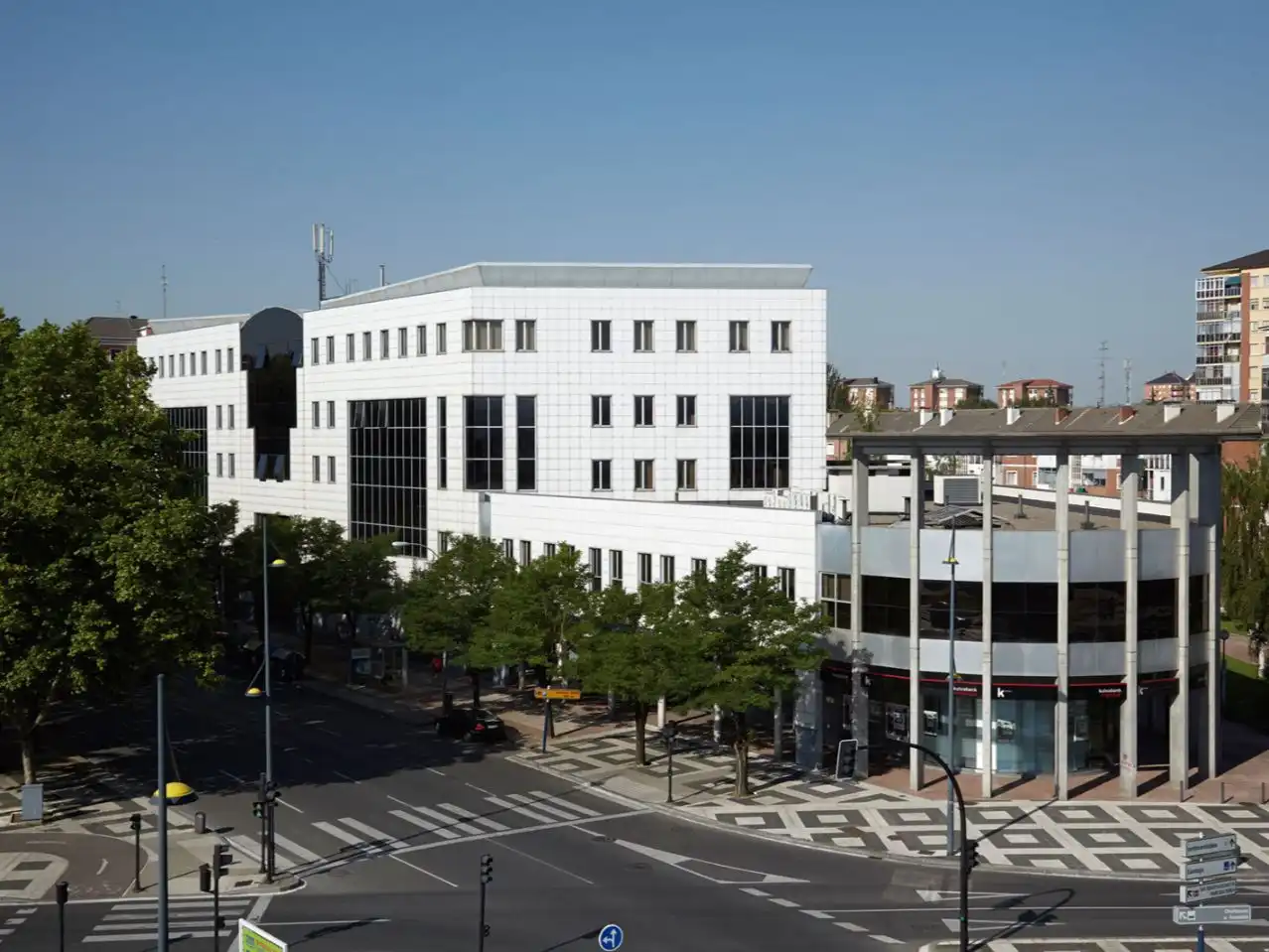 Vista exterior de Garatge en venda en Vitoria - Gasteiz