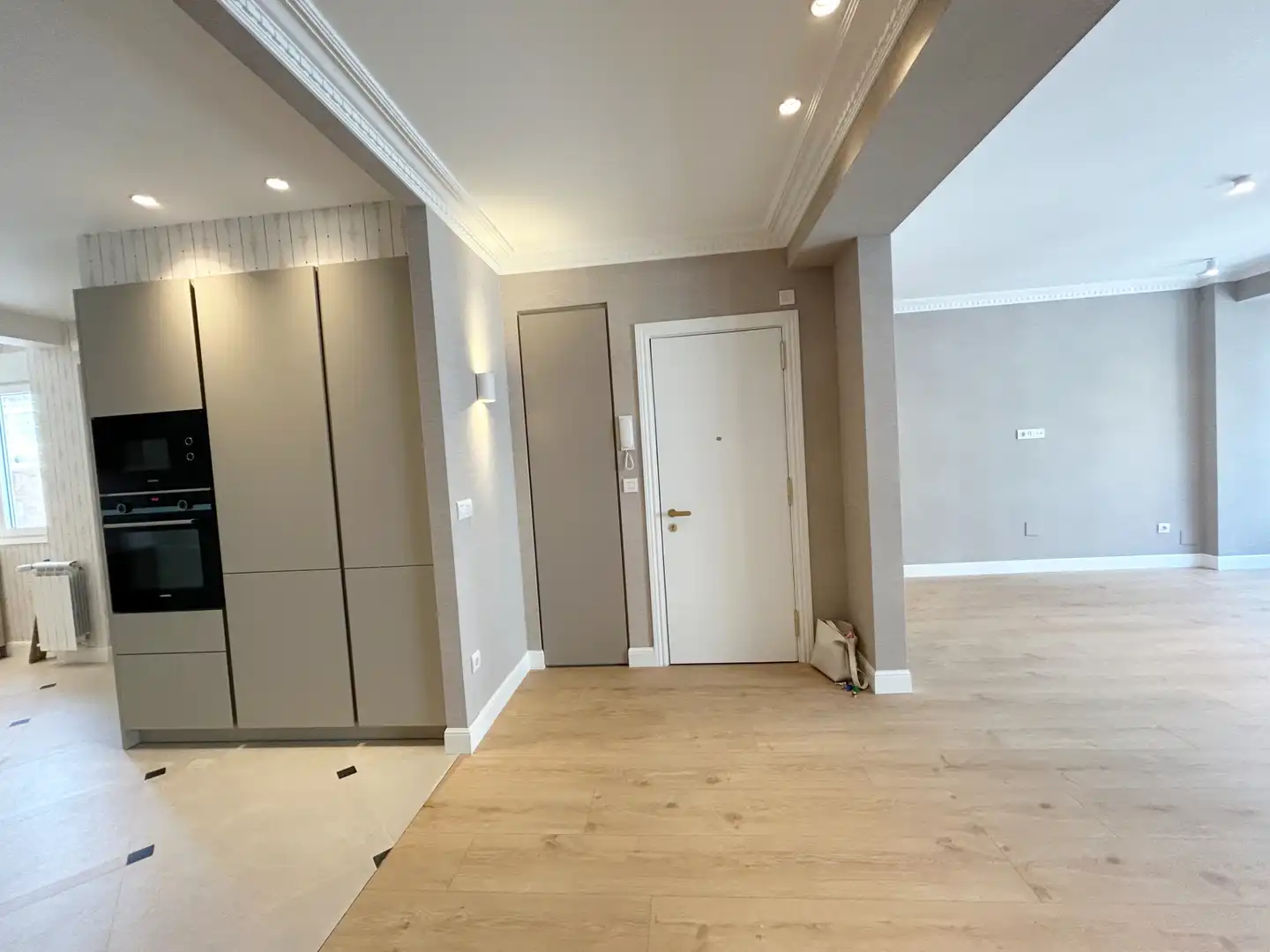Piso en venta en Vitoria - Gasteiz con Calefacción, Trastero y Horno