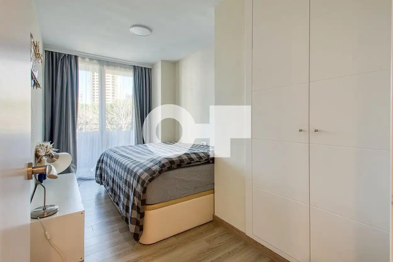 Habitación de Piso en venta en Barcelona con Aire acondicionado, Calefacción y Jardín privado