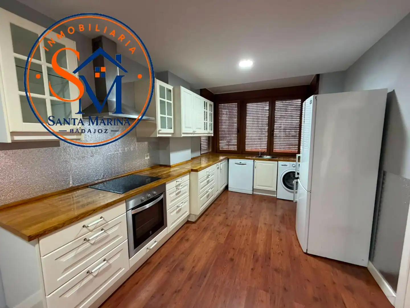 Piso con ascensor en venta en Santa Marina