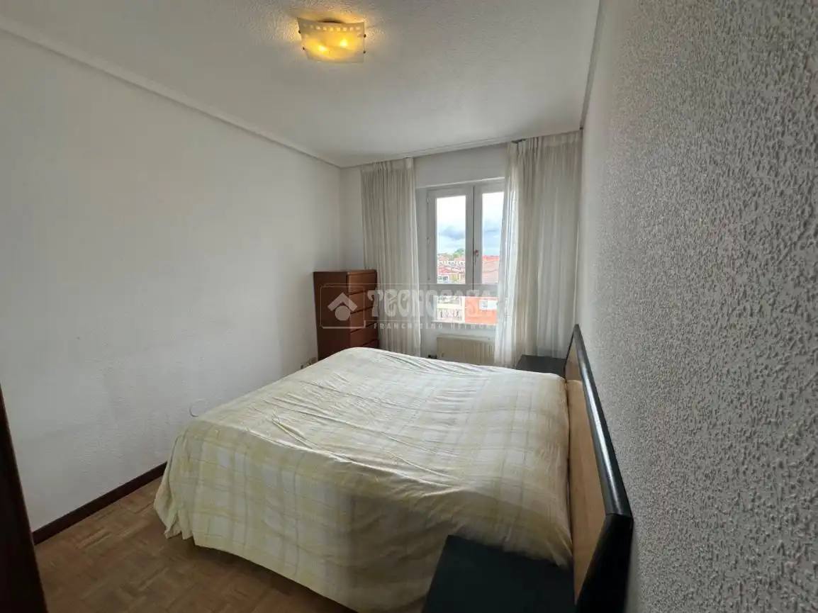 Habitación de Piso en venta en Santander con Calefacción