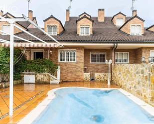 Piscina de Casa o xalet en venda en Leganés amb Terrassa i Piscina