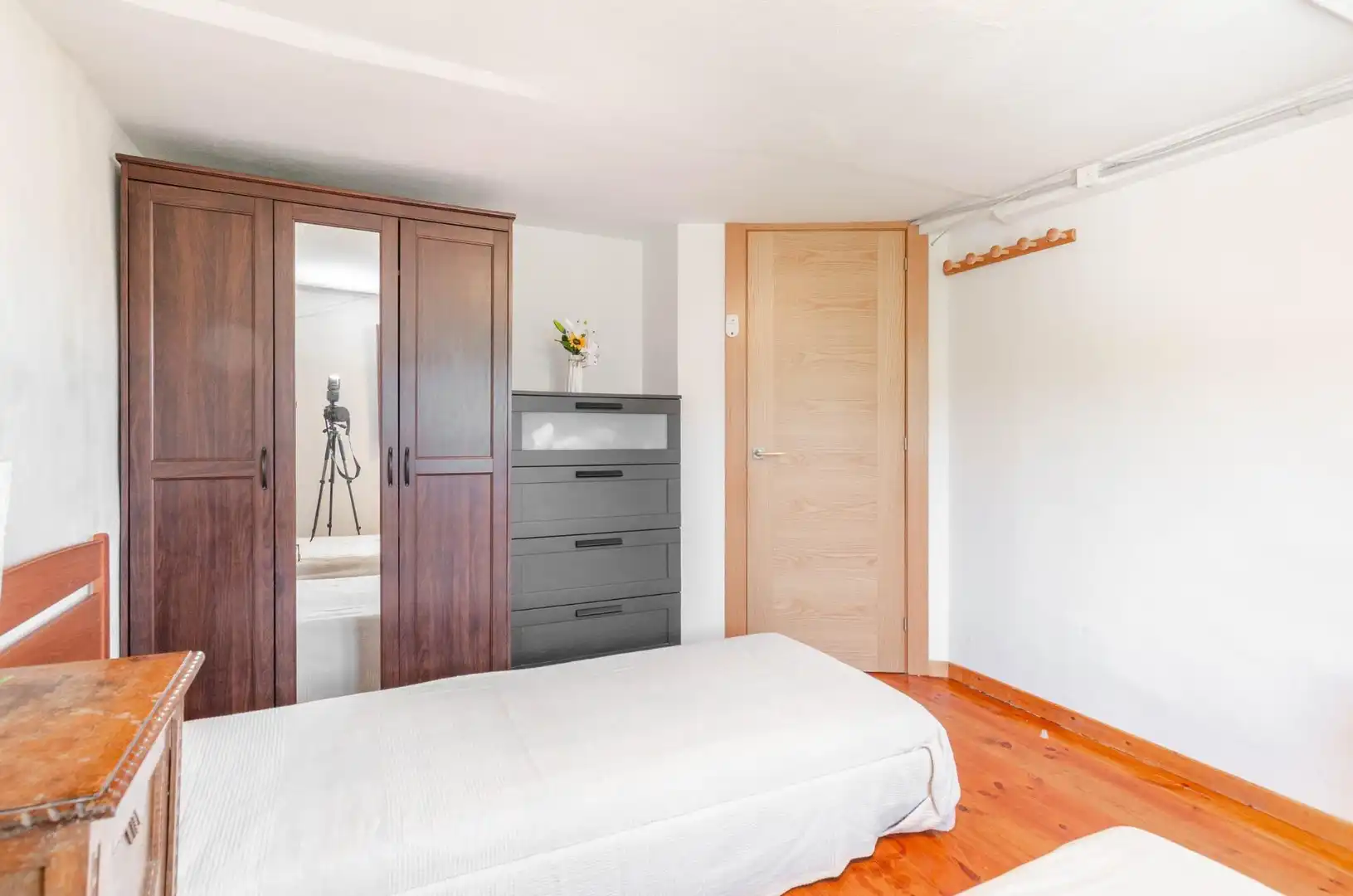 Habitación de Casa adosada en venta en Laviana con Jardín privado y Amueblado