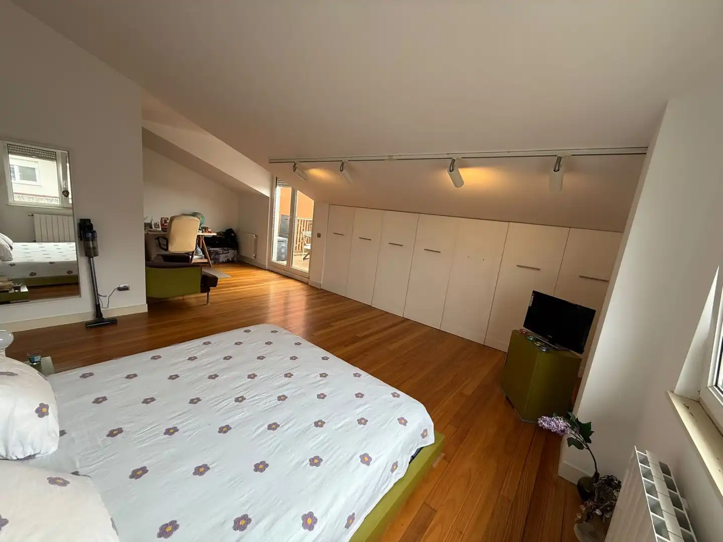Bedroom of Attic for sale in Entrambasaguas  with Heating, Parquet flooring and Terrace