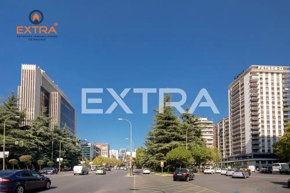 Außenansicht von Wohnung zum Verkauf in Madrid mit Klimaanlage, Heizung und Abstellraum