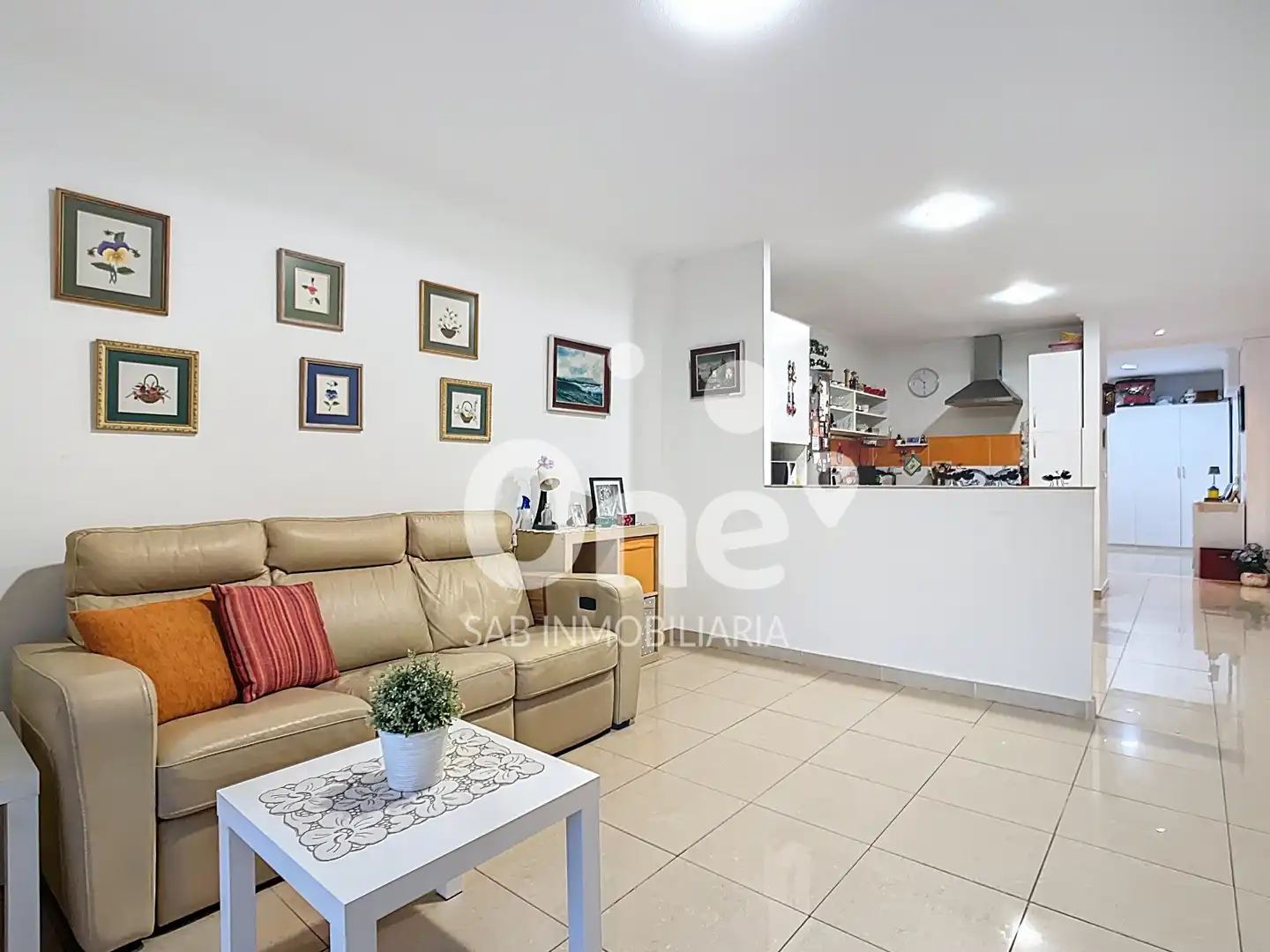 Sala de estar de Piso en venta en San Antonio de Benagéber con Aire acondicionado, Calefacción y Terraza
