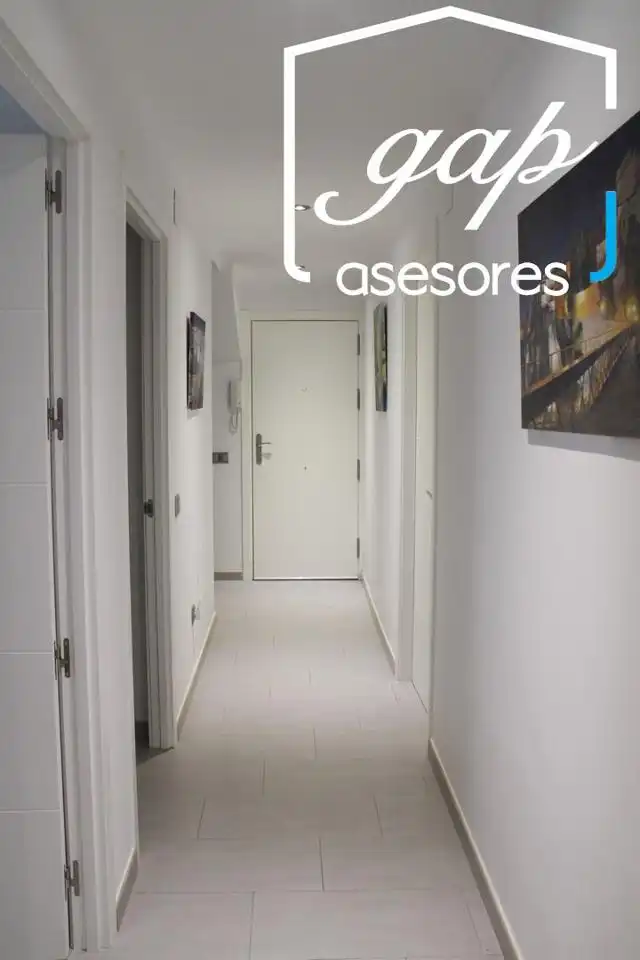 Flat for share in Centro