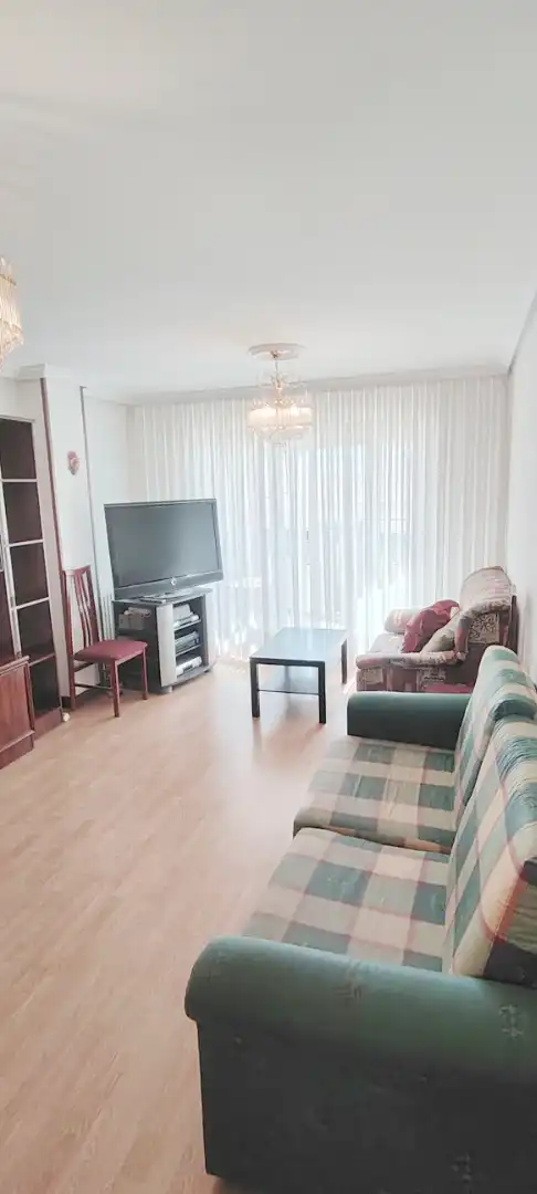 Living room of Flat for sale in Villares de la Reina  with Heating, Parquet flooring and Terrace