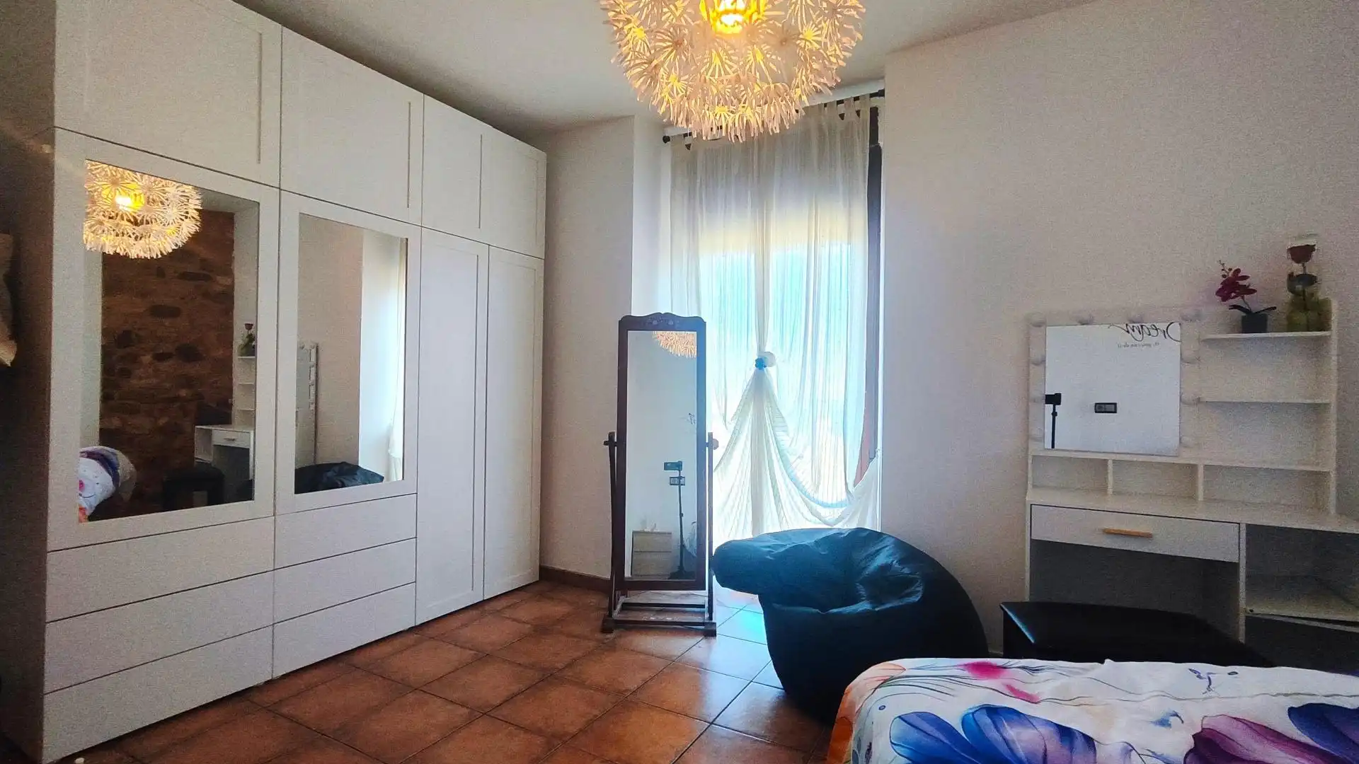 Habitación de Casa o chalet en venta en Cuadros con Calefacción, Terraza y Balcón
