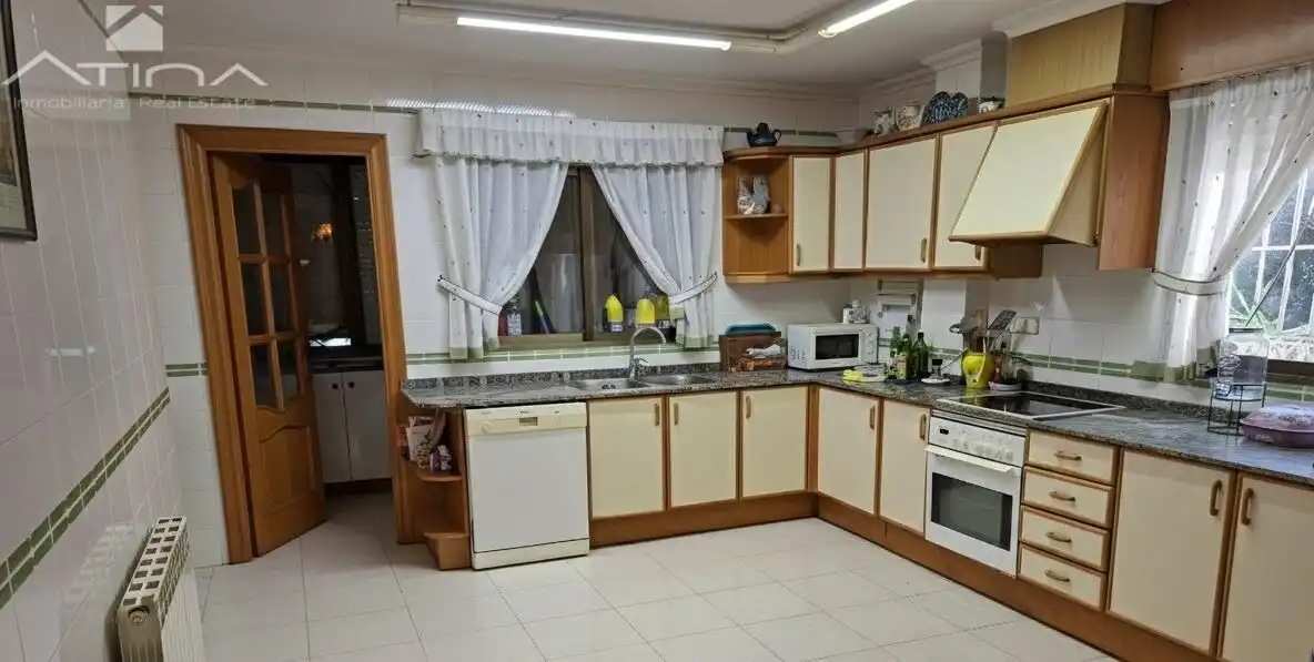 Kitchen of Houses for sale in Gandia  with Private garden, Terrace and Storage room